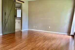 2414 Manila Ln, Houston, TX 77043 - Photo 11