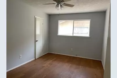 1326 Barrowgate Drive, Sugar Land, TX 77498 - Photo 5