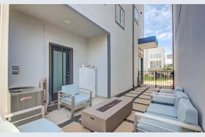 8411 Hempstead Road #G, Houston, TX 77008 - Photo 9
