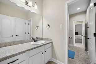 874 W Forest Dr, Houston, TX 77079 - Photo 31