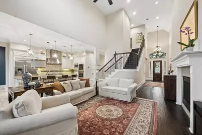 874 W Forest Drive, Houston, TX 77079 - Photo 9