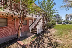 2105 Avenue N, Huntsville, TX 77340 - Photo 3