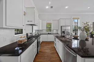 5810 Maxie St, Houston, TX 77007 - Photo 9