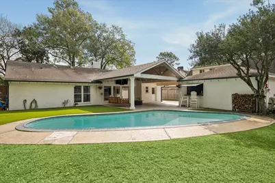 1210 Briarbrook Drive, Houston, TX 77042 - Photo 45