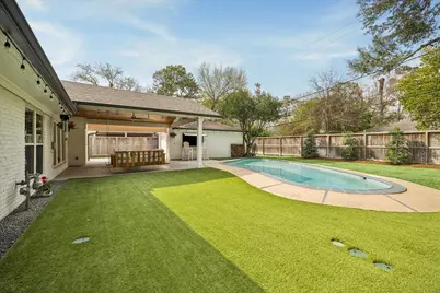 1210 Briarbrook Drive, Houston, TX 77042 - Photo 43
