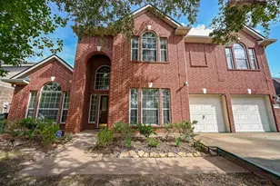 9127 Stoneleigh Dr, Sugar Land, TX 77479 - Photo 1