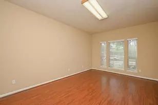 9127 Stoneleigh Dr, Sugar Land, TX 77479 - Photo 21