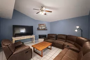 7704 Windward Passage St, Houston, TX 77072 - Photo 3