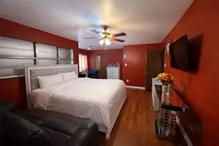 7704 Windward Passage St, Houston, TX 77072 - Photo 5