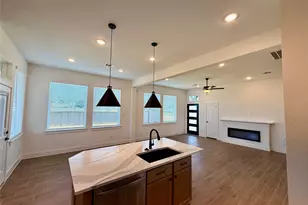9402 Autumn Vale Dr, Missouri City, TX 77459 - Photo 11