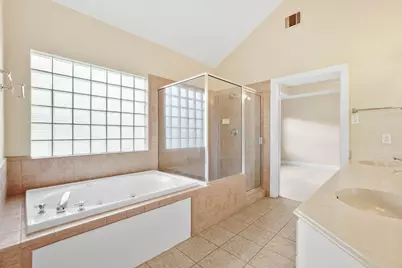 3576 Link Valley Drive, Houston, TX 77025 - Photo 3