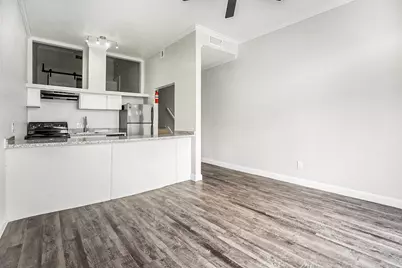 7820 Seawall Boulevard #322, Galveston, TX 77551 - Photo 5