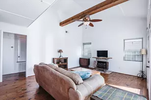 140 Ocean View Dr, Crystal Beach, TX 77650 - Photo 25