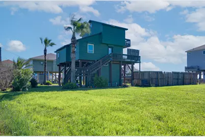 140 Ocean View Drive, Crystal Beach, TX 77650 - Photo 3