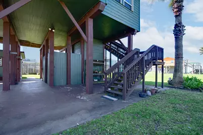 140 Ocean View Drive, Crystal Beach, TX 77650 - Photo 5