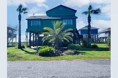 140 Ocean View Drive, Crystal Beach, TX 77650 - Photo 1