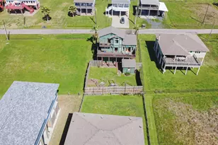 140 Ocean View Dr, Crystal Beach, TX 77650 - Photo 39