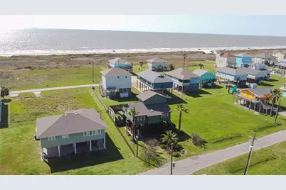 140 Ocean View Drive, Crystal Beach, TX 77650 - Photo 41