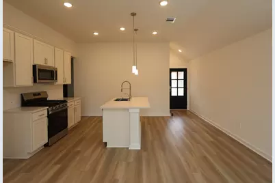 10313 Navarro Path, Montgomery, TX 77316 - Photo 3