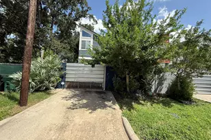 217 Frawley St, Houston, TX 77009 - Photo 5