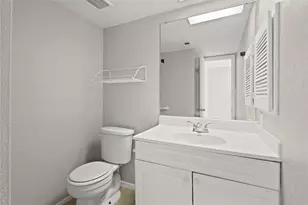 12873 High Star Dr, Houston, TX 77072 - Photo 7