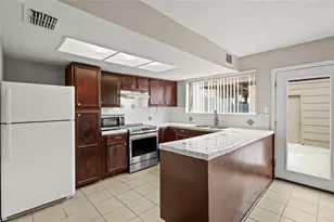 12873 High Star Dr, Houston, TX 77072 - Photo 11