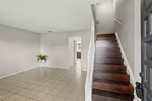 12873 High Star Dr, Houston, TX 77072 - Photo 3