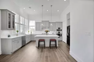 2705 Maxroy St, Houston, TX 77007 - Photo 15