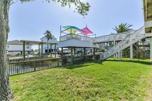 1220 103rd St, Galveston, TX 77554 - Photo 37