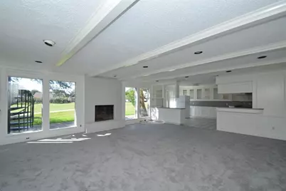 538 Longview Drive, Sugar Land, TX 77478 - Photo 9