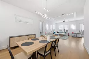 2108 Beall St, Houston, TX 77008 - Photo 9