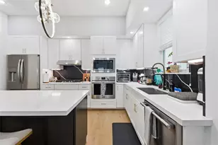 2108 Beall St, Houston, TX 77008 - Photo 11