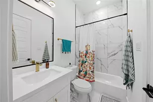 2108 Beall St, Houston, TX 77008 - Photo 25