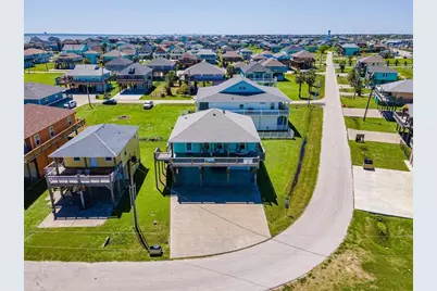 987 Surf, Crystal Beach, TX 77650 - Photo 41