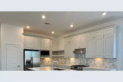 29523 Barnview Drive, Waller, TX 77484 - Photo 9