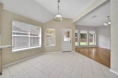 15427 Truslow Point Lane, Sugar Land, TX 77478 - Photo 11