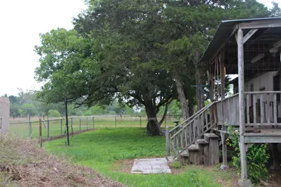 110 Concho Trail, La Grange, TX 78945 - Photo 5