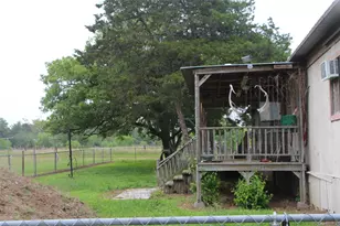 110 Concho Trail, La Grange, TX 78945 - Photo 3