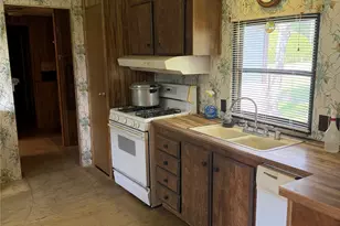 110 Concho Trail, La Grange, TX 78945 - Photo 9