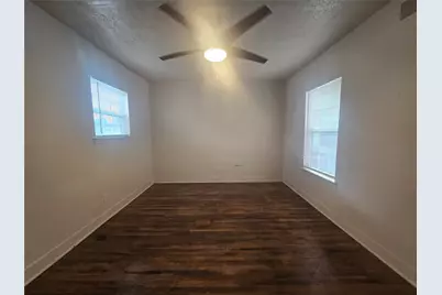 5311 O Avenue, Galveston, TX 77551 - Photo 3