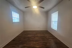 5311 O Ave, Galveston, TX 77551 - Photo 3