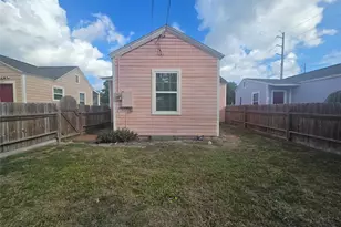 5311 O Ave, Galveston, TX 77551 - Photo 11