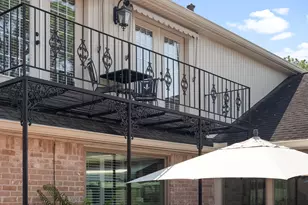 443 Fox Briar Ln, Sugar Land, TX 77478 - Photo 35