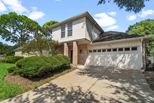 443 Fox Briar Ln, Sugar Land, TX 77478 - Photo 47