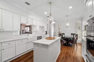 443 Fox Briar Ln, Sugar Land, TX 77478 - Photo 19