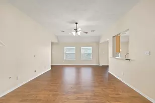 3403 Cypress Village Dr, Pearland, TX 77584 - Photo 5