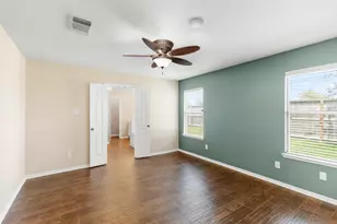 3403 Cypress Village Dr, Pearland, TX 77584 - Photo 9