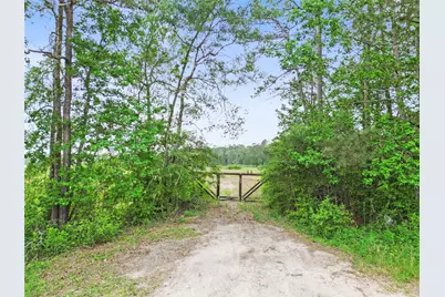 19399 Hwy 105 E, Cleveland, TX 77328 - Photo 13