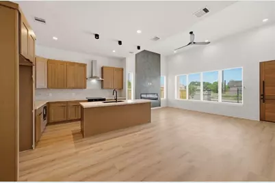 8203 Calhoun Road #A, Houston, TX 77033 - Photo 15