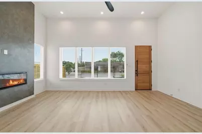 8203 Calhoun Road #A, Houston, TX 77033 - Photo 5
